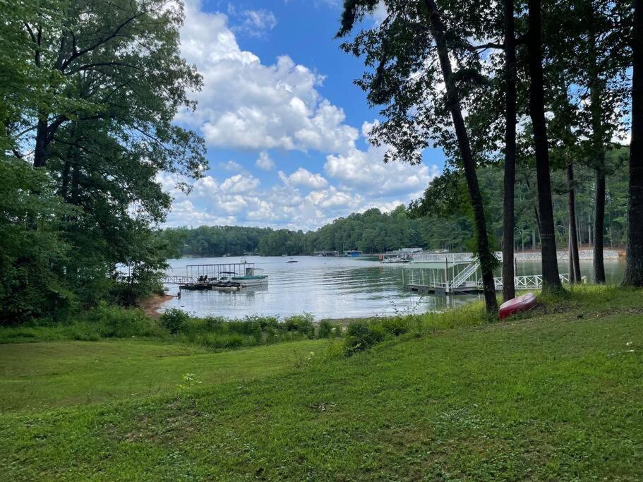 Cozy, Lake Lanier Property With Amazing Views Villa Dawsonville Exterior photo